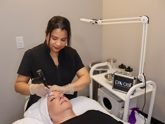 Advanced Clinical Medi Facial Treatmen