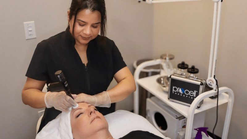 difference between microchanneling and microneedling