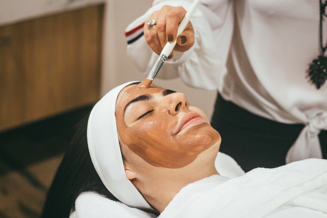 what do aestheticians do